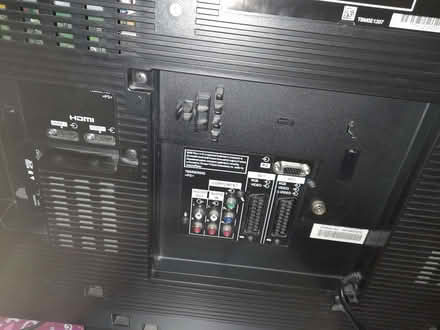 Photo of free 32" Tv (South End MK42) #2