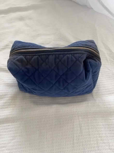 Photo of free Velvet blue makeup bag (Stepney E1) #1