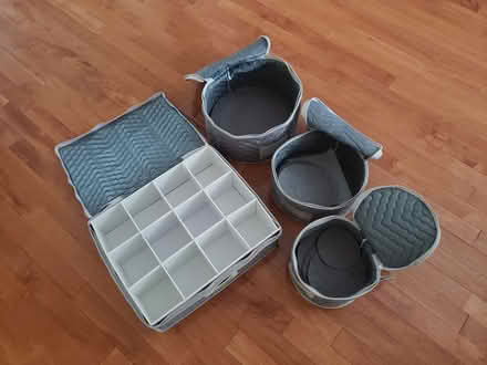 Photo of free protective cases for dinnerware (Greektown) #1