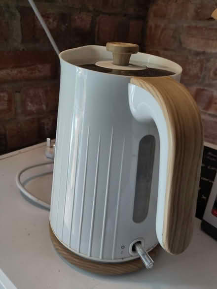 Photo of free Kettle (Acomb YO24) #1
