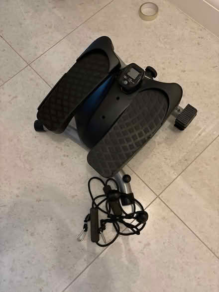 Photo of free Reebok Step (Great Oakley CO12) #1