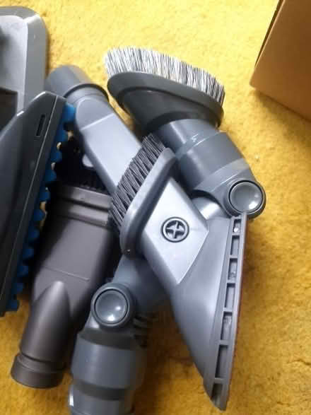 Photo of free attachments make unknown there is no vacuum cleaner just pip (Netherfield NG4) #2