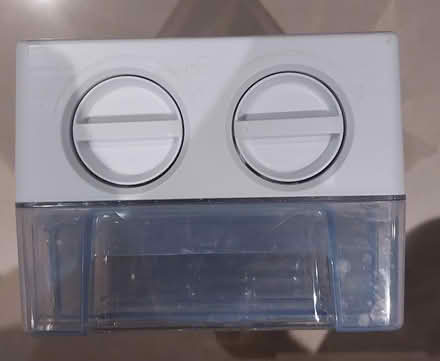 Photo of free Ice tray + drawer combo (Windlesham (GU20)) #2