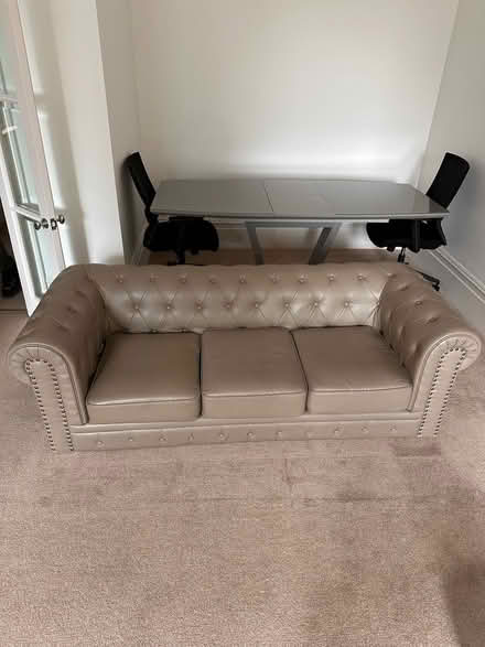 Photo of free 1 sofa & 2 bed side table& 2 lamps (Knightsbridge) #3