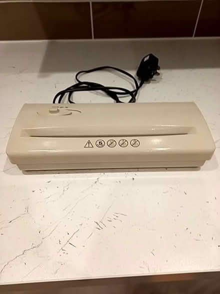 Photo of free Paper shredder (Matlock DE4) #1