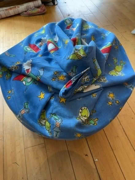 Photo of free Small beanbag chair (Segensworth East PO15) #1