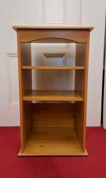 Photo of free Smalll bookcase/shelf (South Croydon CR2) #2