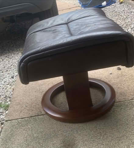 Photo of free Stool (G53) #3