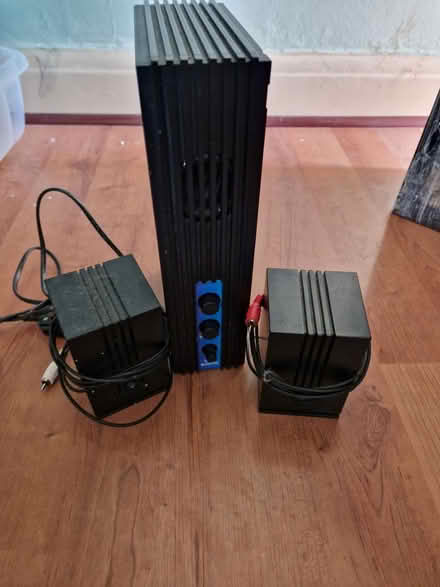 Photo of free Speakers (NW10) #1