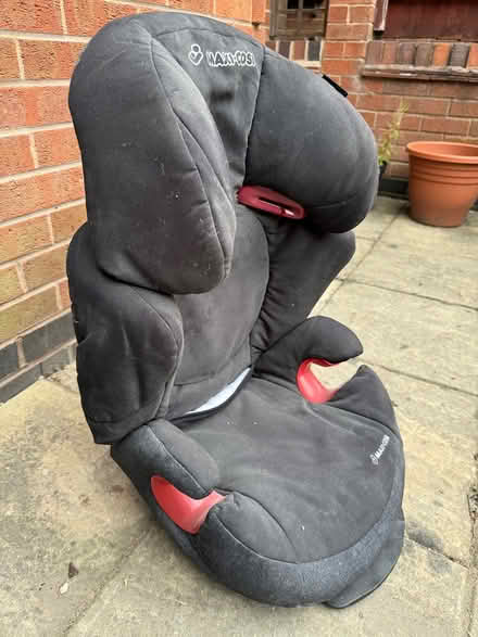 Photo of free Maxi Cosi Car Seat (15kg-36kg) (Duffield, DE56) #2
