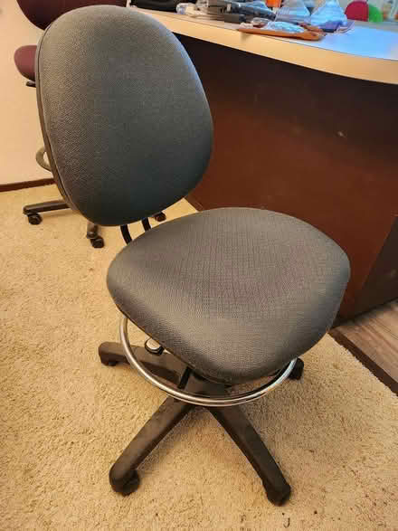 Photo of free Desk chairs - Adjustable height (North Kirkland) #1