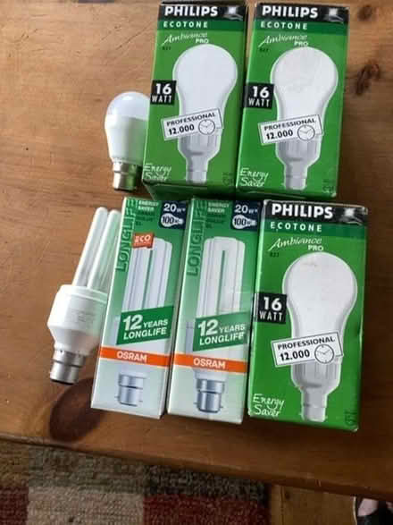 Photo of free Light bulbs bayonet fitting (Burneside LA9) #1
