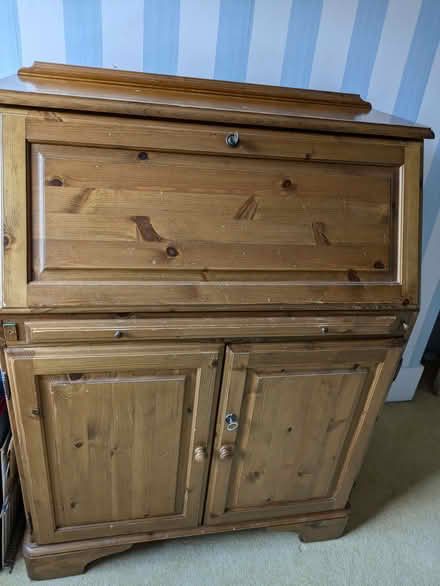 Photo of free Pine Ducal Bureau (Colney Hatch N10) #2
