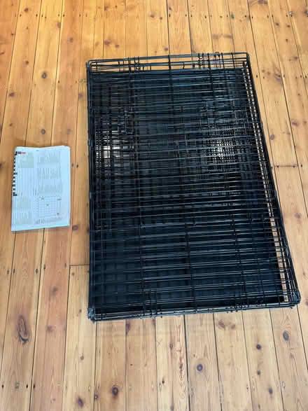 Photo of free Dog cage (Stroud Green N4) #1