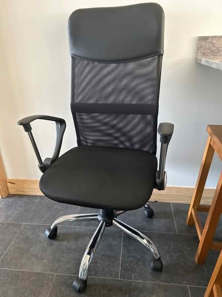 Photo of free Desk chair (Kettering NN15) #1
