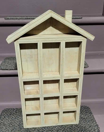 Photo of free display shelf (Montgomeryville PA) #1