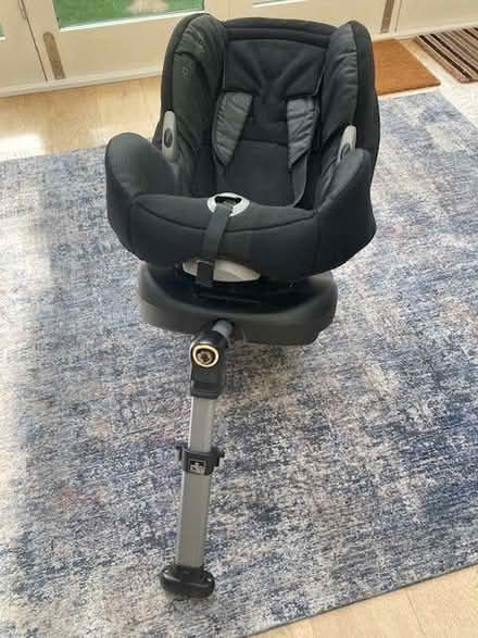 Photo of free Child's car seat (Hanwell W13) #1