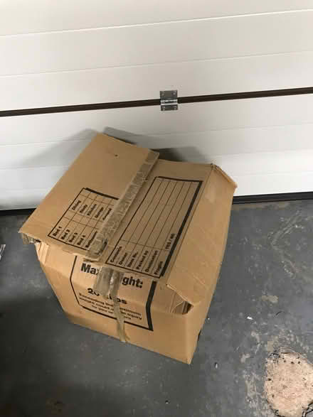 Photo of free Cardboard packing box plus bubble wrap and paper (Spacey Houses HG3) #1