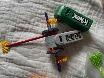 Photo of free K'nex toy pieces (Marchmont EH9) #1