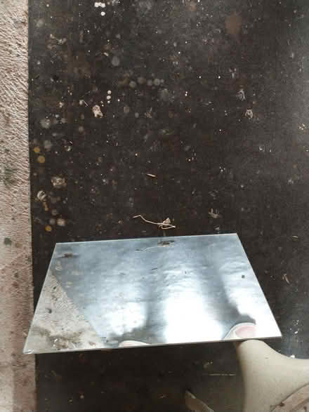 Photo of free A small single cabinet mirror. (Tweenaways TQ3) #1