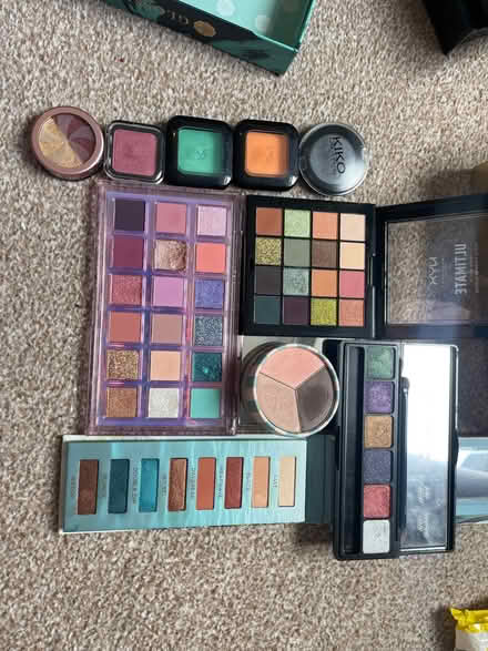 Photo of free Makeup/perfume/earrings etc (Fairfield LA1) #3