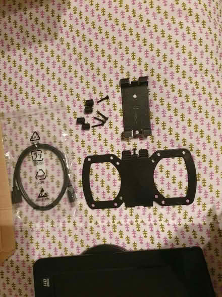 Photo of free LOGIK 19" Monitor/TV with remote (Kidlington OX5) #2
