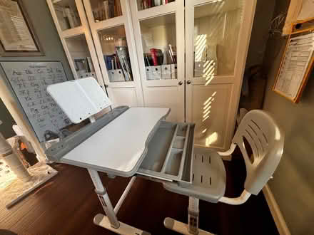Photo of free Kids desk & chair student (Sunnyvale Tasman and fair oaks) #1