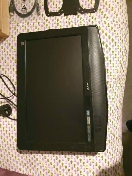 Photo of free LOGIK 19" Monitor/TV with remote (Kidlington OX5) #1