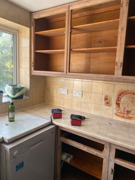 Photo of free kitchen (TW18) #4