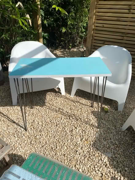 Photo of free Table /desk /dressing table (TW2 Twickenham) #1