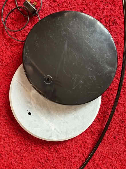 Photo of free Arche floor lamp (SW11) #3