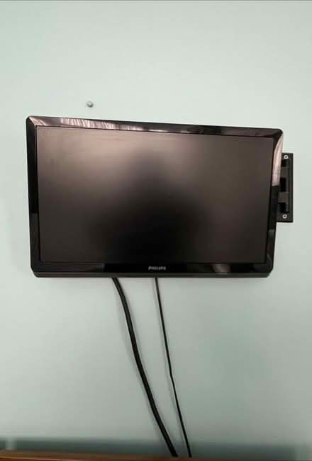Photo of free 23 inch PHILIPS Working TV (Edmonton N9) #1