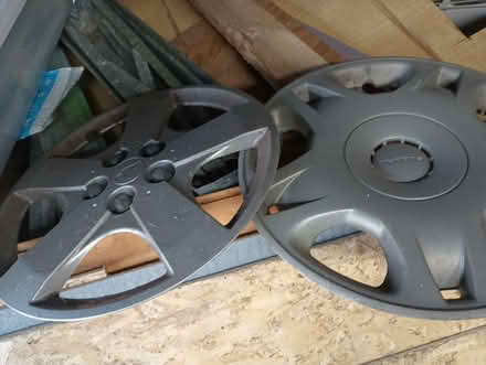 Photo of free Hubcaps Subaru and Chevy cavalier (Maple ave.) #1