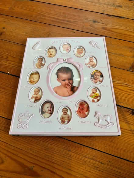 Photo of free Baby’s First Year Photo frame (Dean EH4) #1
