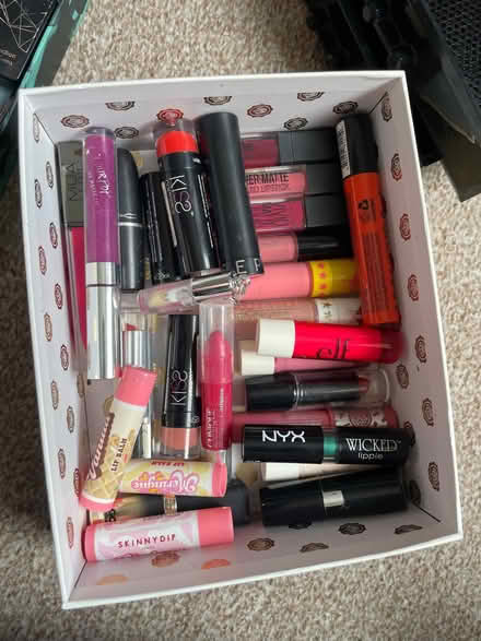 Photo of free Makeup/perfume/earrings etc (Fairfield LA1) #1