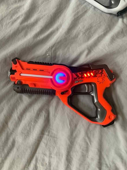 Photo of free Laser tag guns (W1H) #3