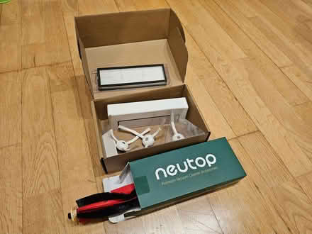 Photo of free Xiaomi Roborock S5 (robot vacuum) spares (Strand East E15) #1