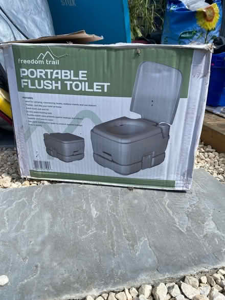 Photo of free Camping loo and tent (TW2 Twickenham) #1