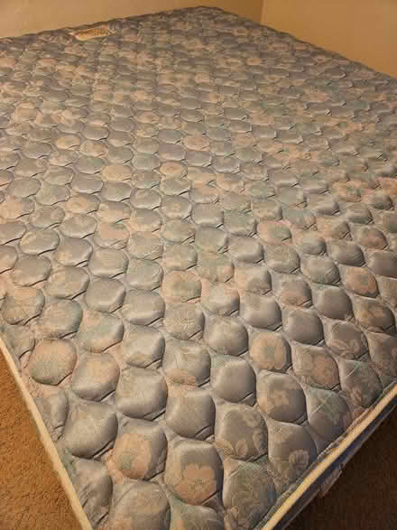 Photo of free King size bed - complete (North Kirkland) #3