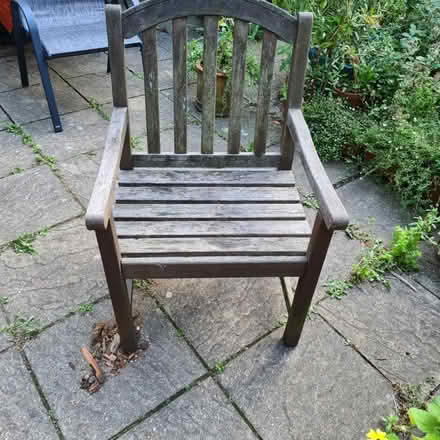 Photo of free Garden chair (Raynes Park SW20) #1