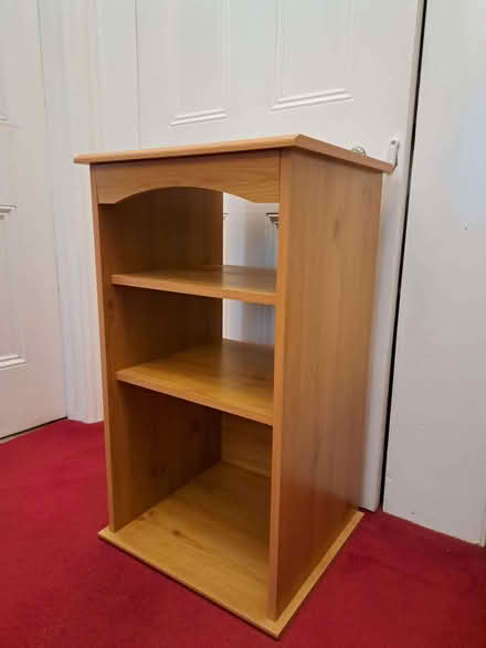 Photo of free Smalll bookcase/shelf (South Croydon CR2) #1