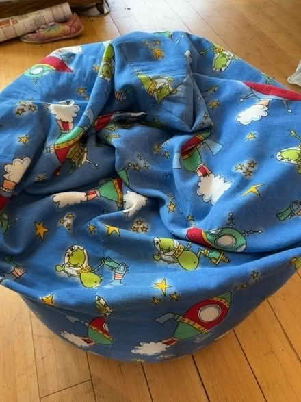 Photo of free Small beanbag chair (Segensworth East PO15) #2