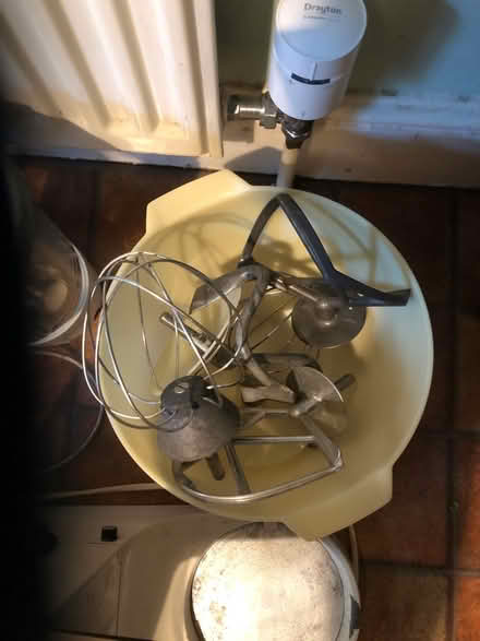 Photo of free 70s kenwood mixers (spare/repair) (NG3 mapperley road) #4