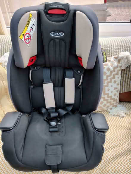 Photo of free Child's car seat (White Moss ST7) #3