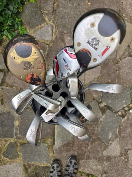Photo of free Set of golf clubs in bag (Winchmore Hill N21) #1