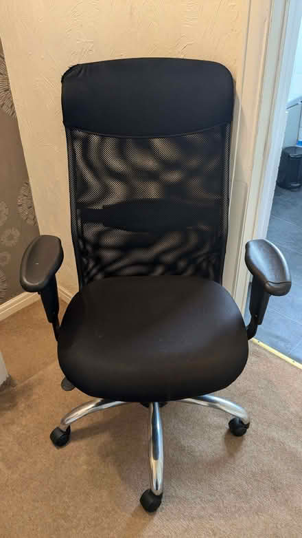 Photo of free Office chair (Fleetwood FY7) #1