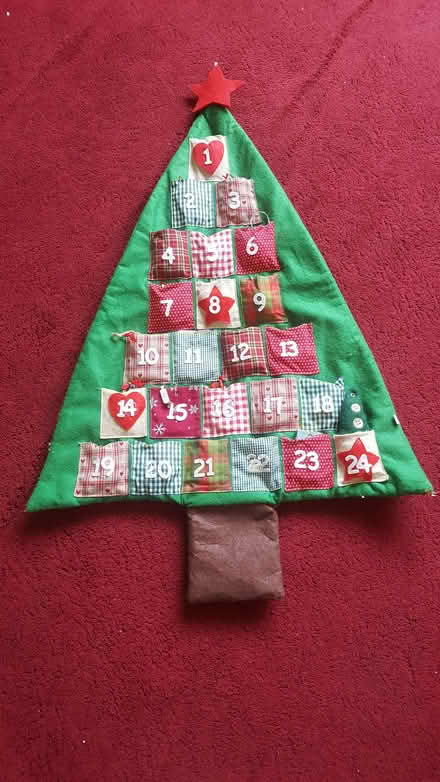 Photo of free Handmade felt Christmas tree advent calendar with mini gifts (Thornton Heath SE25) #1
