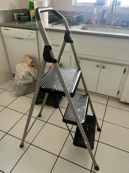 Photo of free Step ladder (Sherman Oaks Ca) #1
