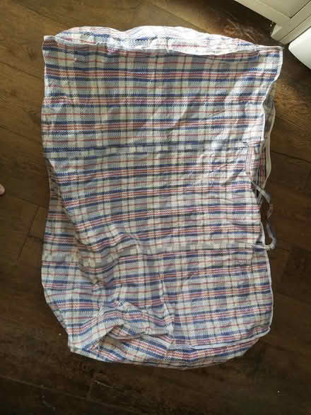 Photo of free Huge zippable bag (Cambridge CB4) #2