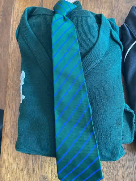 Photo of free Boys Cox Green School Uniform (age 15-16) (windsor-maidenhead-freegle CGA SL6) #4